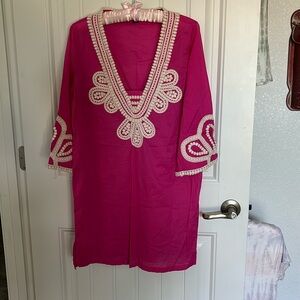 NWOT. Beach coverup in soft cotton with cute embroidery.